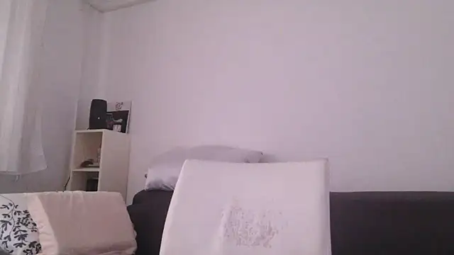 Snapshot of fragrance72 chatting on 23, 10, 2025 fragrance72 online show from 23, 10, 2025