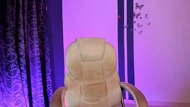 CandyLatinHott online show from 20, 12, 2025