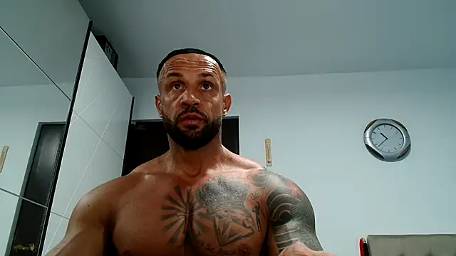 Snapshot of Magnificmuscles89 chatting on 4, 11, 2025 Magnificmuscles89 online show from 4, 11, 2025