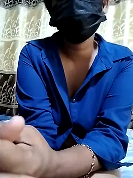 Snapshot of SLZAARA chatting on 19, 12, 2024 SLZAARA online show from 19, 12, 2024