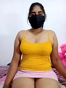 Snapshot of SLZAARA chatting on 14, 10, 2025 SLZAARA online show from 14, 10, 2025