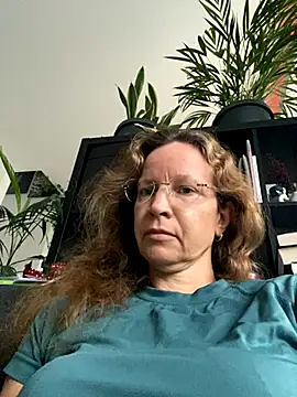 Snapshot of AnnikaRose chatting on 26, 9, 2025 AnnikaRose online show from 26, 9, 2025