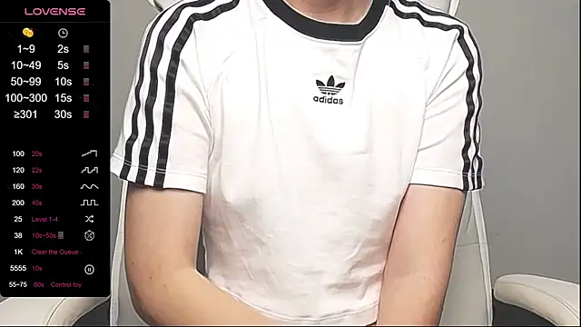 Snapshot of RRUUBBYYY chatting on 27, 2, 2025 RRUUBBYYY online show from 27, 2, 2025