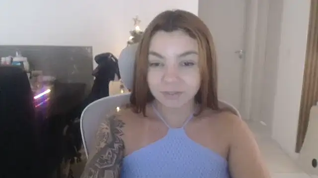 Snapshot of HotRuiva chatting on 23, 11, 2025 HotRuiva online show from 23, 11, 2025