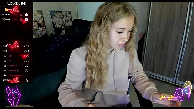  NigoNika online show from 13, 10, 2025