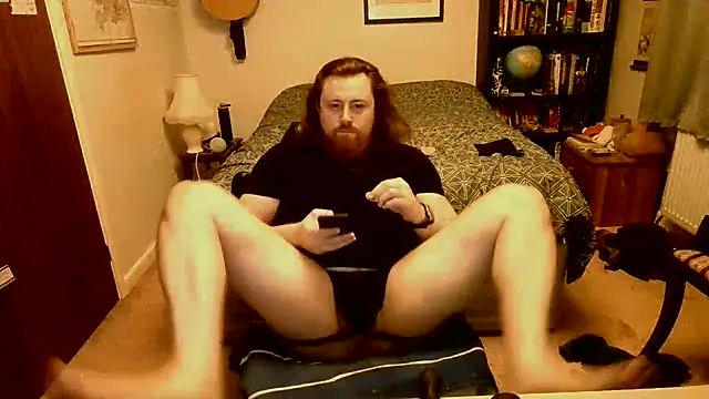 Snapshot of Hairy_Guy30 chatting on 22, 2, 2025 Hairy Guy30 online show from 22, 2, 2025