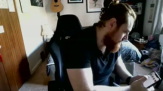 Hairy Guy30 online show from 8, 11, 2025