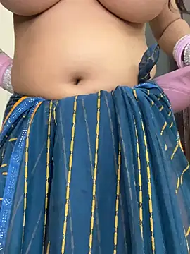 Snapshot of Cute-Russian chatting on 7, 3, 2025 Cute-Russian online show from 7, 3, 2025