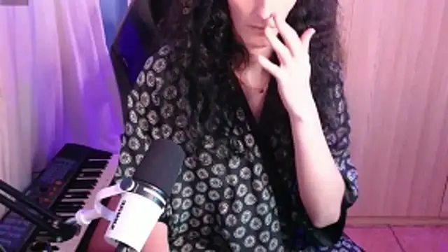 MemiKouki online show from 25, 3, 2026