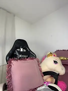 Miaa love6969 online show from 21, 4, 2026