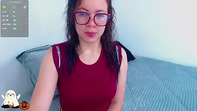 SharonR1 online show from 15, 10, 2025