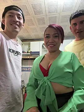 dannamomcerrat online show from 22, 2, 2025