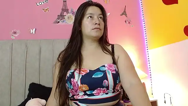 Snapshot of monickhot303av chatting on 30, 9, 2025 monickhot303av online show from 30, 9, 2025