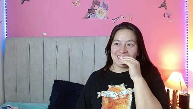 Snapshot of monickhot303av chatting on 20, 11, 2025 monickhot303av online show from 20, 11, 2025