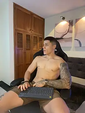  joansoto online show from 2, 12, 2025