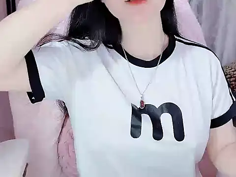 Snapshot of _Lygn__ chatting on 15, 11, 2025 Lygn online show from 15, 11, 2025