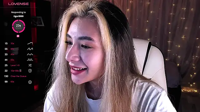 Snapshot of DarlaLike chatting on 31, 1, 2025 DarlaLike online show from 31, 1, 2025