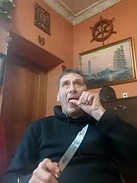 Snapshot of Viause_Kentauelle chatting on 9, 11, 2025 Viause Kentauelle online show from 9, 11, 2025