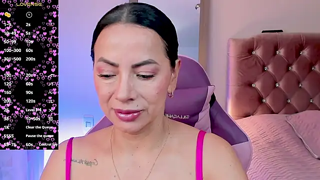 veronika naughty online show from 30, 10, 2025