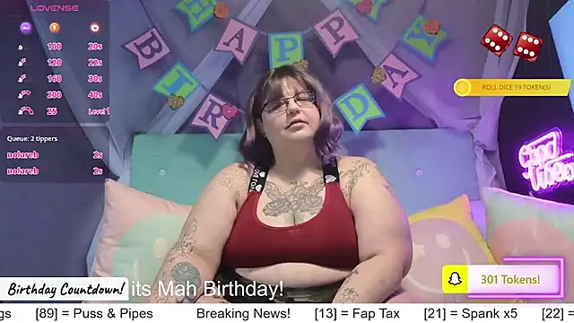 Snapshot of Casserole_Bbw chatting on 1, 3, 2025 Casserole Bbw online show from 1, 3, 2025