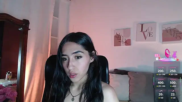 Snapshot of madisex_s chatting on 3, 10, 2025 madisex s online show from 3, 10, 2025