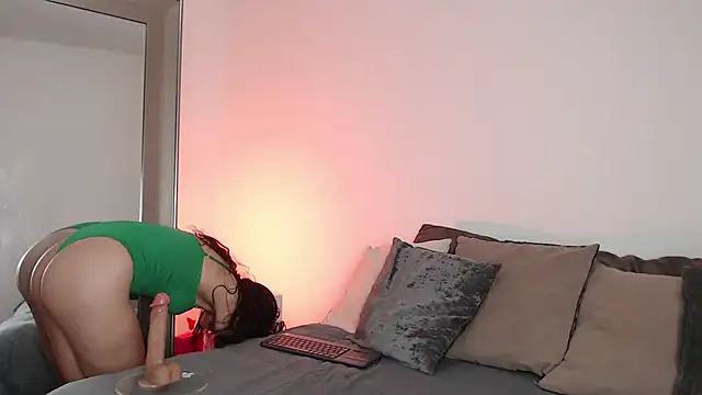 Snapshot of madisex_s chatting on 7, 1, 2026 madisex s online show from 7, 1, 2026