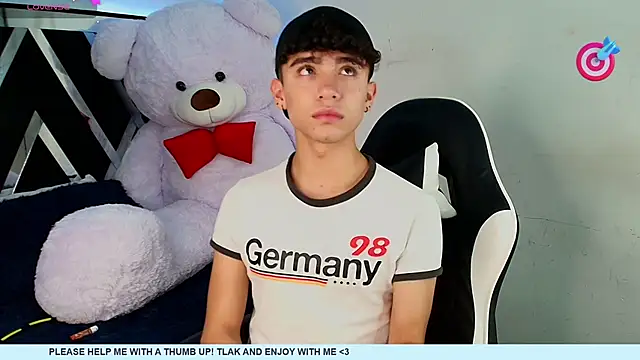 Niico Cruz online show from 19, 2, 2025