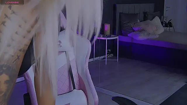 shayblonde online show from 28, 12, 2024