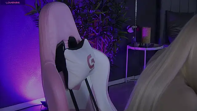 shayblonde online show from 29, 12, 2024