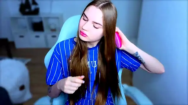 StellaLawless online show from 21, 11, 2025