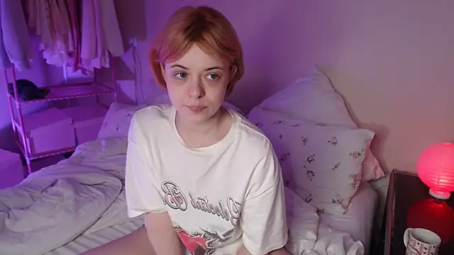 KatieMelone online show from 12, 4, 2026