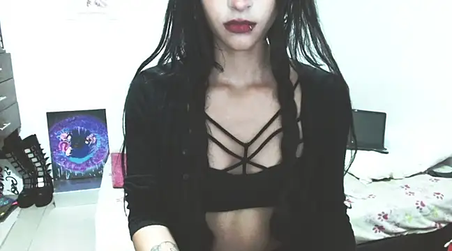 Snapshot of TaraTetsu_ chatting on 1, 2, 2025 TaraTetsu online show from 1, 2, 2025
