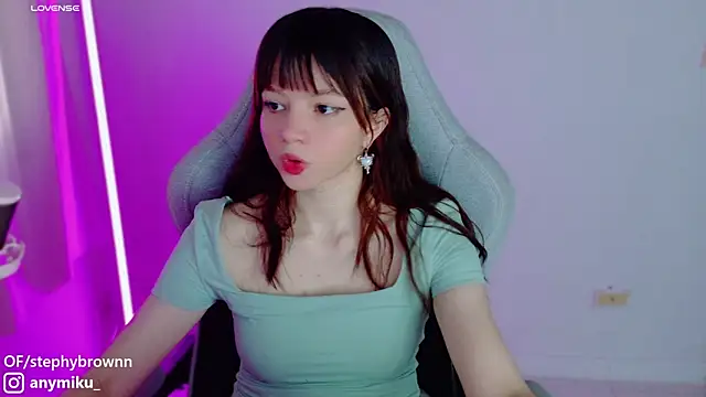 stephybrown online show from 28, 1, 2025