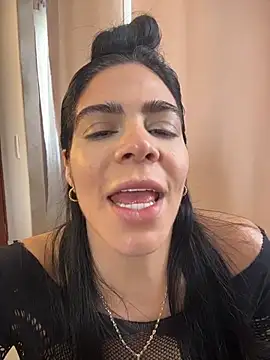 valecruz903 online show from 16, 2, 2026