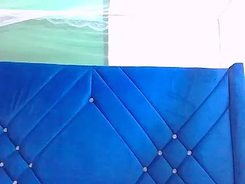 Snapshot of Baibe-leila chatting on 6, 10, 2025 Baibe-leila online show from 6, 10, 2025