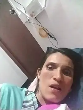 Snapshot of Nathasha_LatinHot chatting on 11, 10, 2025 Nathasha LatinHot online show from 11, 10, 2025