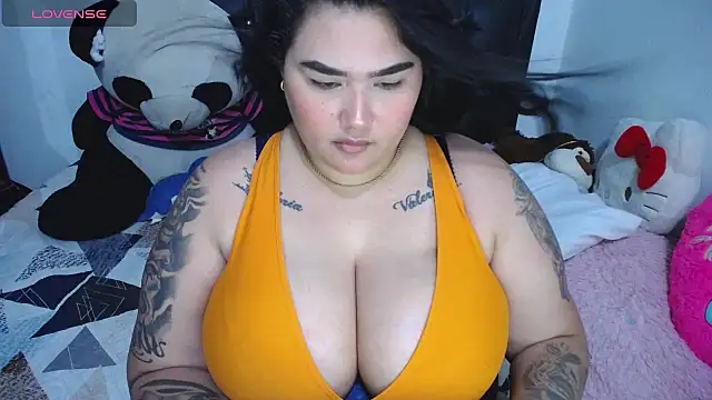 Snapshot of Fernanda_Big_Boobs chatting on 23, 7, 2026 Fernanda Big Boobs online show from 23, 7, 2026