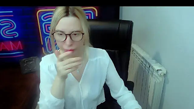 kerakiss877 online show from 13, 2, 2025