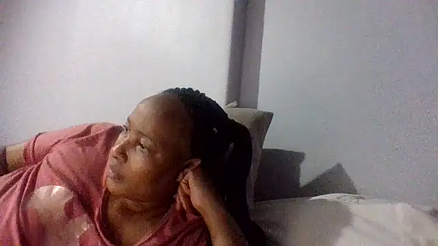 BabeAssXX online show from 21, 11, 2025