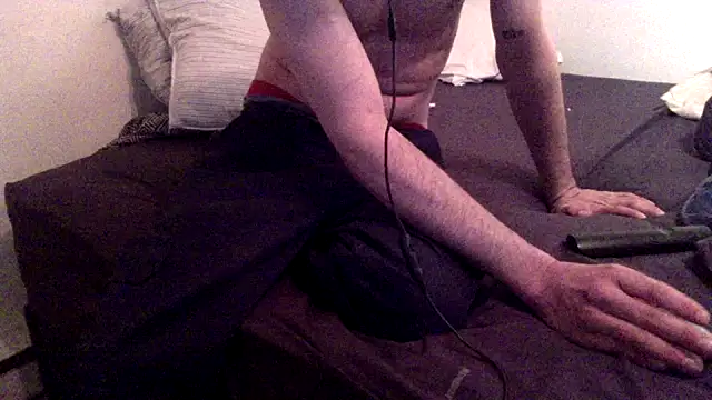 RunawayGraffiti9 online show from 6, 4, 2026