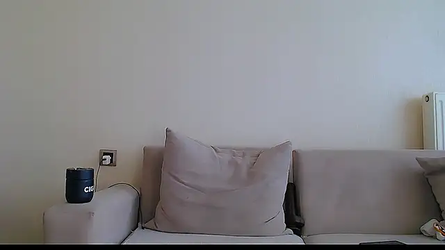 Snapshot of __QUEEN___ chatting on 23, 9, 2025 QUEEN online show from 23, 9, 2025