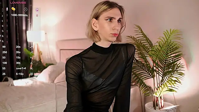 Snapshot of Lettie_brooks chatting on 23, 3, 2025 Lettie brooks online show from 23, 3, 2025