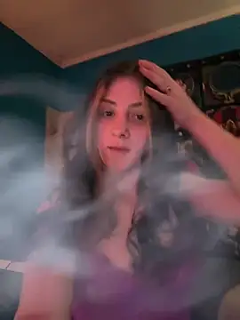 Snapshot of emilysue1 chatting on 6, 1, 2025 emilysue1 online show from 6, 1, 2025