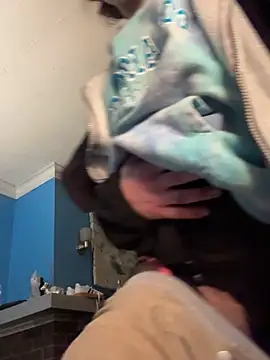 Snapshot of emilysue1 chatting on 19, 1, 2026 emilysue1 online show from 19, 1, 2026