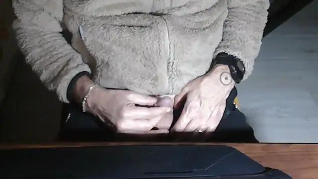 Adri gard online show from 19, 12, 2025