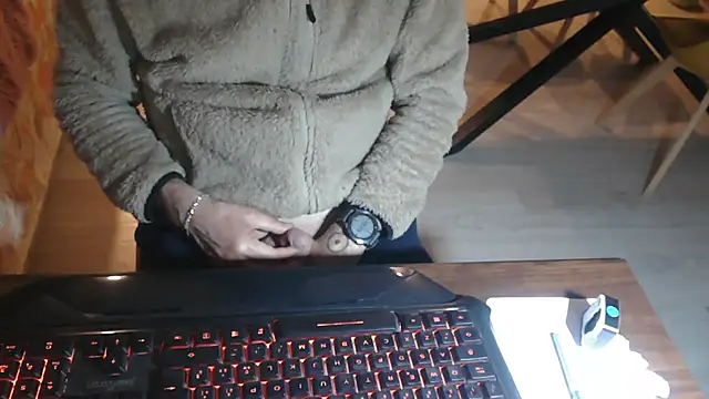 Adri gard online show from 8, 4, 2026