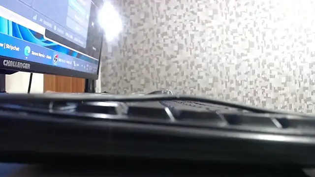 Lilyevansx online show from 8, 10, 2025