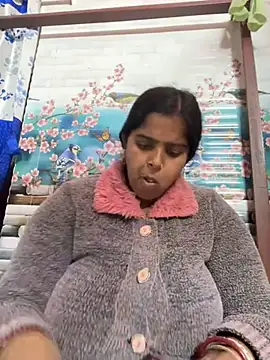 Beauty-queen online show from 30, 1, 2025