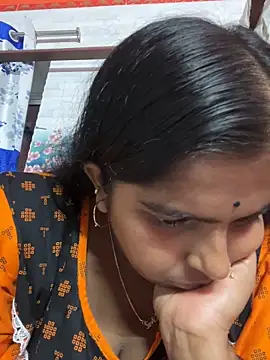 Beauty-queen online show from 31, 1, 2025