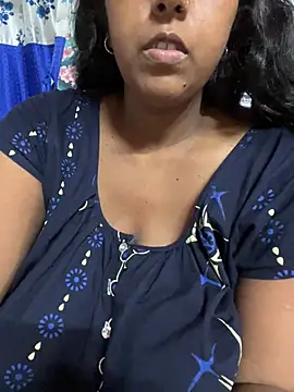 Snapshot of Beauty-queen chatting on 29, 6, 2026 Beauty-queen online show from 29, 6, 2026